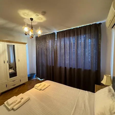 Old Town Bamboo Tree 2 Bedroom
