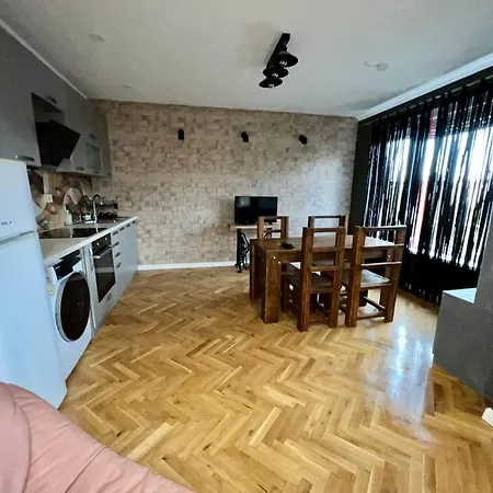Old Town Bamboo Tree 2 Bedroom Vidin