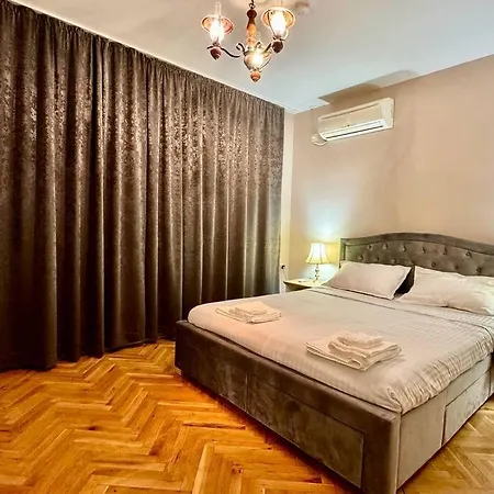 Old Town Bamboo Tree 2 Bedroom Apartman